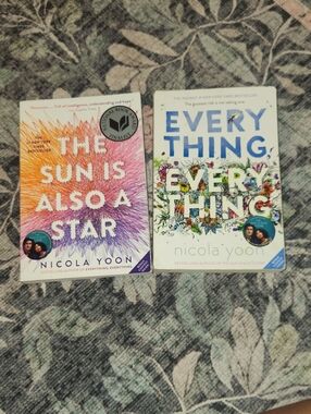 Nicola Yoon: The Sun Is Also A Star And Everything Everything Book Bundle